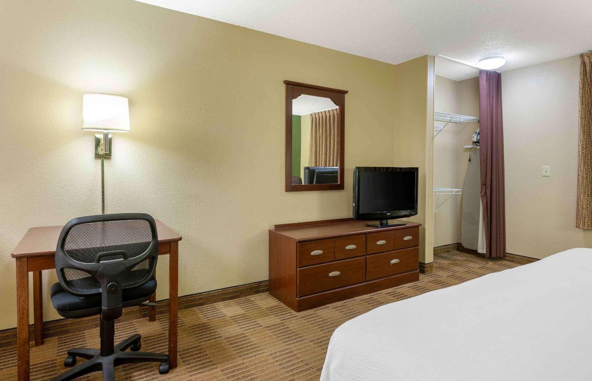 Extended Stay America Suites - Chicago - Schaumburg - I-90 Bagian luar foto
